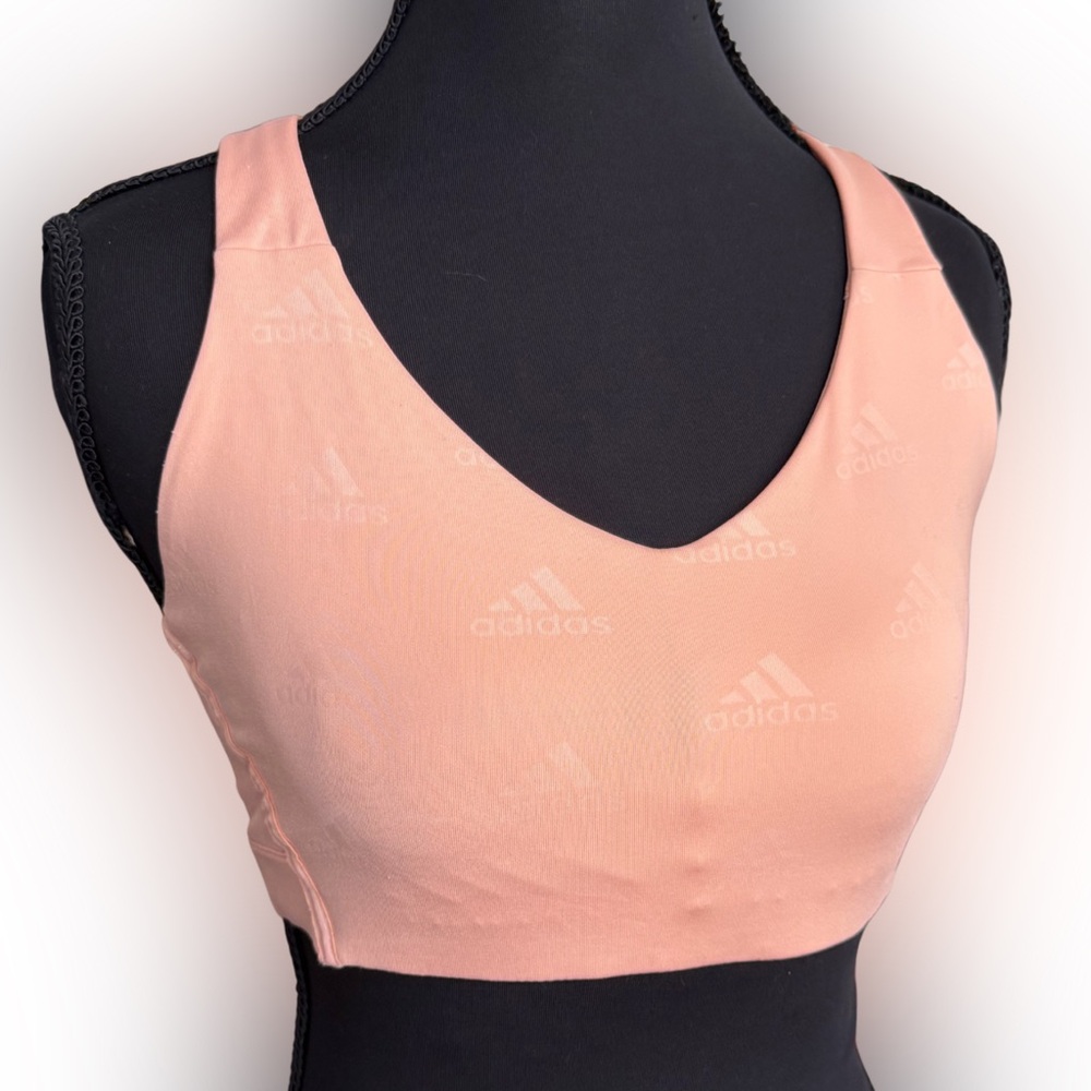 Adidas Women's Peach‎ Seamless Sports Bra Size Small
